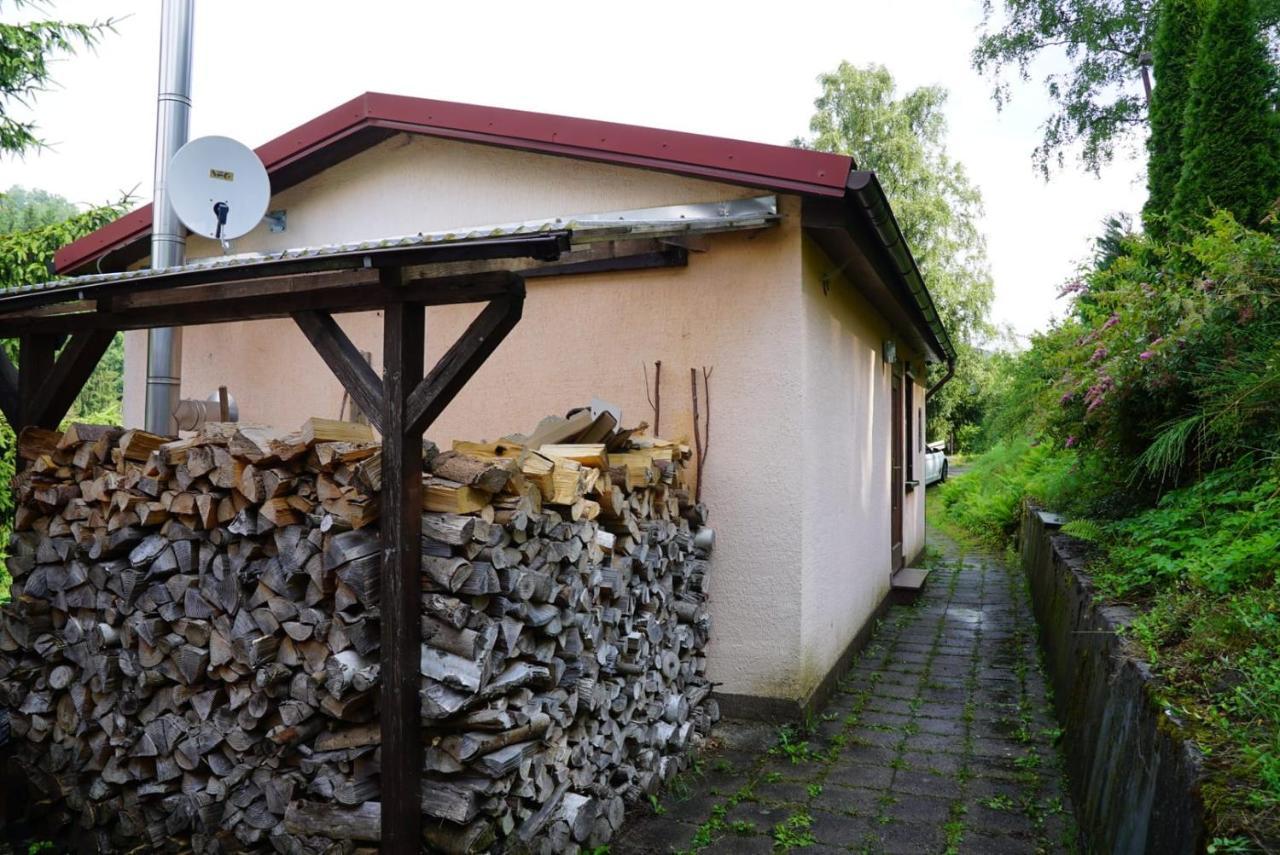 Ruhiges Ferienhaus Am Waldrand Mit Sauna Und Kamin - Hellaberg II Langenbach  Exterior photo